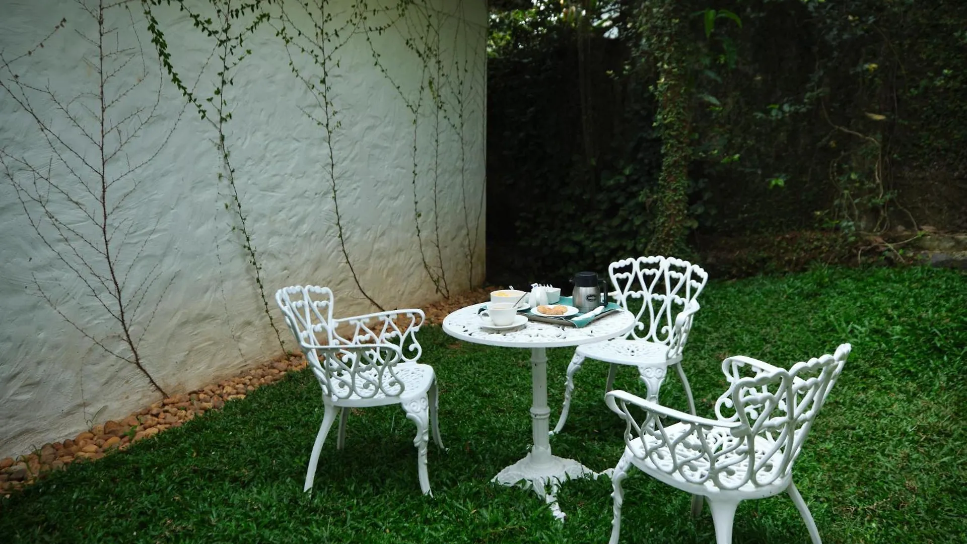Reen Resorts Aanavilasam Plantation Thekkady Indien